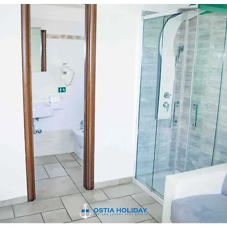 Greed Palace Guest house *
